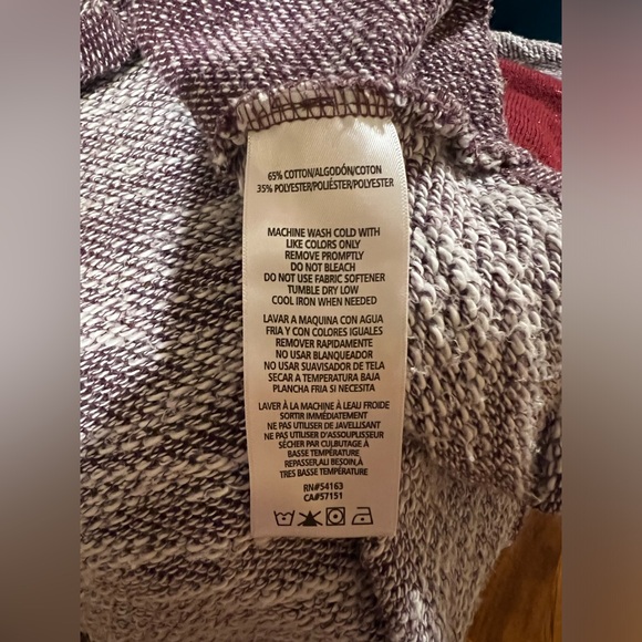 Calvin Klein performance sweater, tulip front, purple, size large - Picture 8 of 8